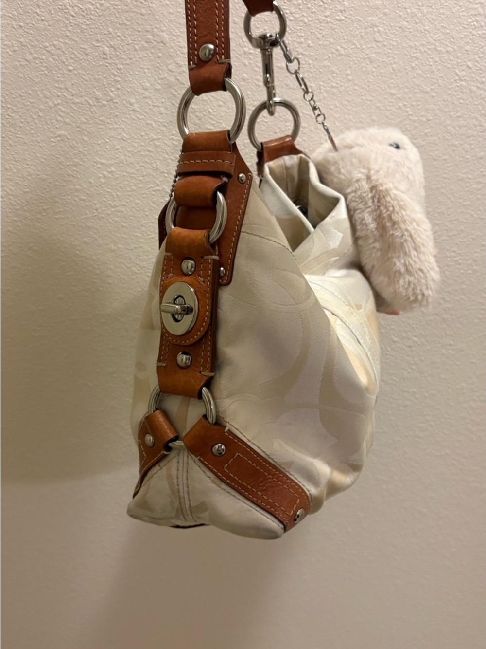 white coach carly (check description) - Picture 3 of 5